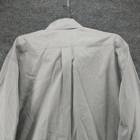 L.L. Bean Men's Wrinkle Resistant Button-Down Shirt M Gray Continental Tire Logo - Picture 7 of 13